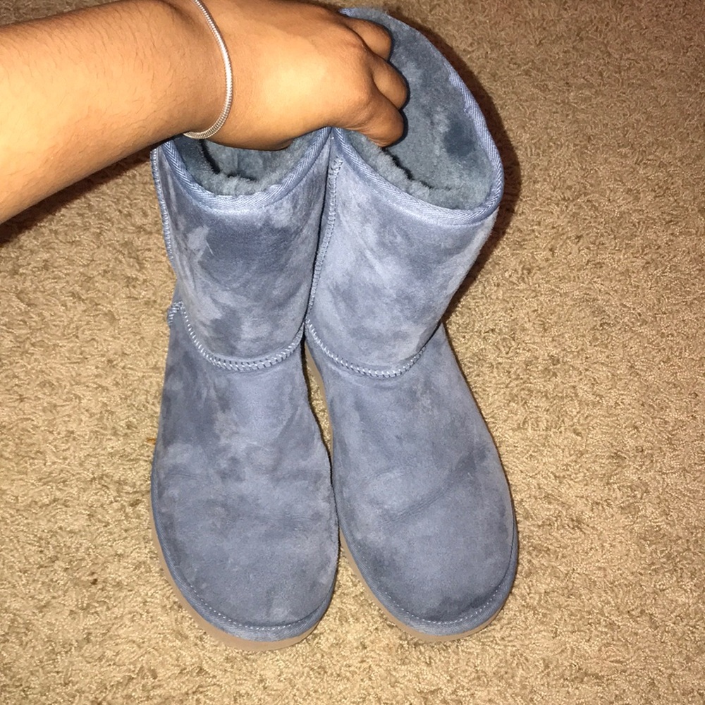 🎈🎈🎈Uggs 9.5
